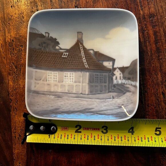 Royal Copenhagen Porcelain Decorative Plates 3-Piece Set Denmark Scenes - Picture 8 of 8